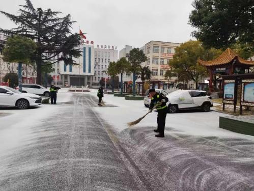 浴“雪”奋战显担当